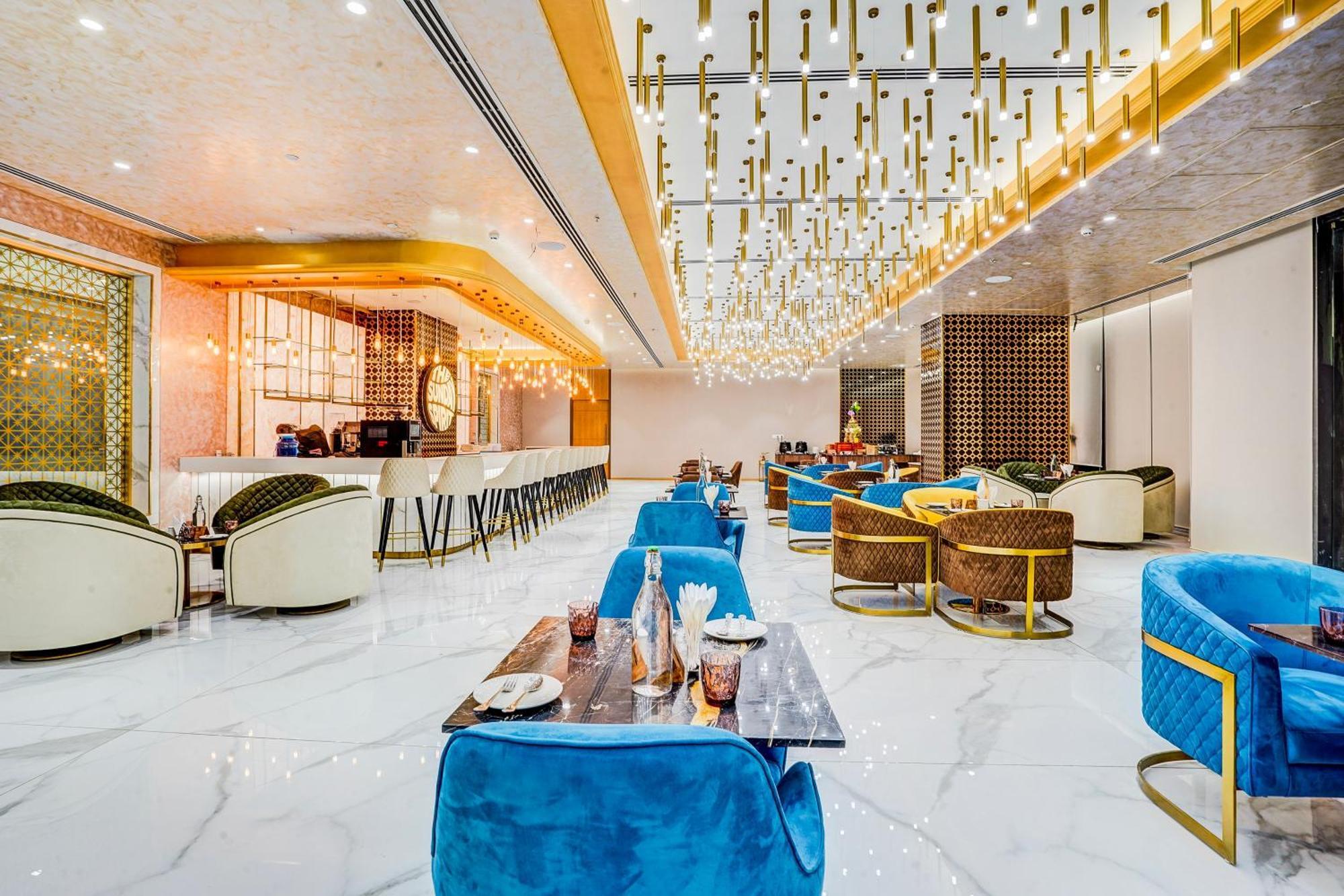 Sunday Hotels And Residences Gurgáon Kültér fotó